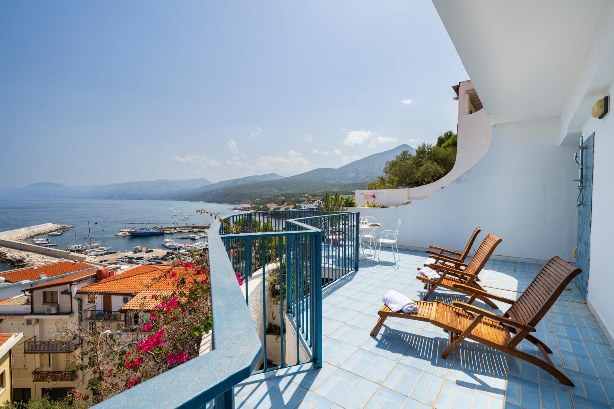 Seaview House Cala Gonone Leilighet Eksteriør bilde